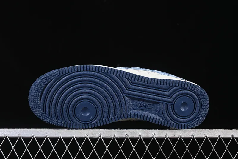 All categories Nk Air Force 1 Air Force series Nk Air Force 1 Low Air Force low-top Nike Air Force 1'07 Low LV joint denim blue Air Force 1 low-top casual sneakers YF9511-818